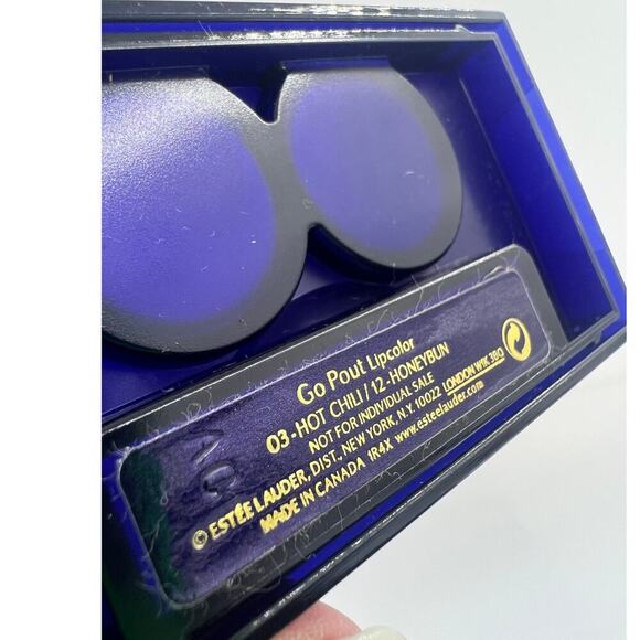 Estee Lauder Lip Color Go Pout 03 Hot Chili 12 Honeybun Make Up Travel New - Picture 3 of 3